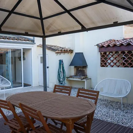 Nyaraló Maison De *